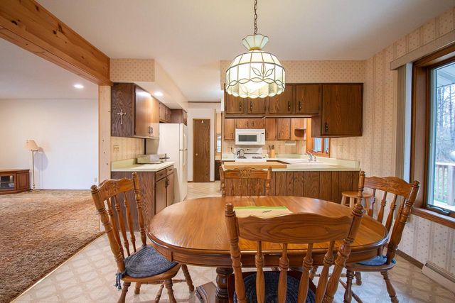 E516 Rustad ROAD, Iola, WI 54945