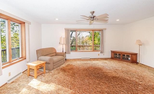 E516 Rustad ROAD, Iola, WI 54945