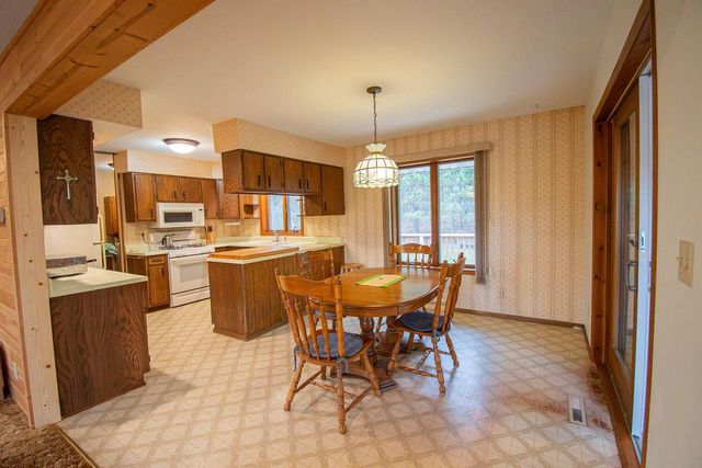 E516 Rustad ROAD, Iola, WI 54945