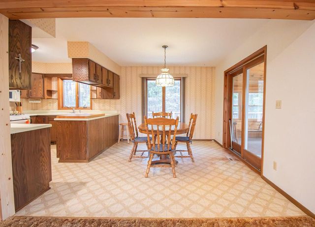 E516 Rustad ROAD, Iola, WI 54945