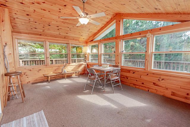 E516 Rustad ROAD, Iola, WI 54945