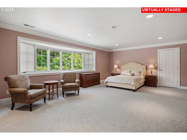 1500 Se WAVERLY Dr, Portland, OR 97222