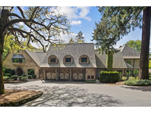 1500 Se WAVERLY Dr, Portland, OR 97222