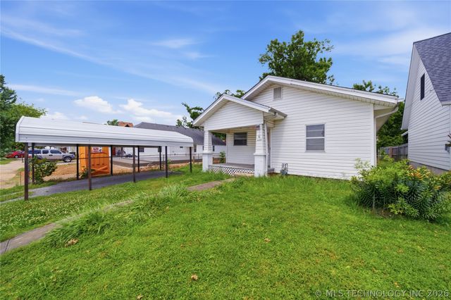 428 E 4th Street, Claremore, OK 74017