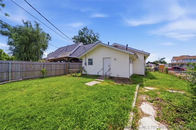 428 E 4th Street, Claremore, OK 74017
