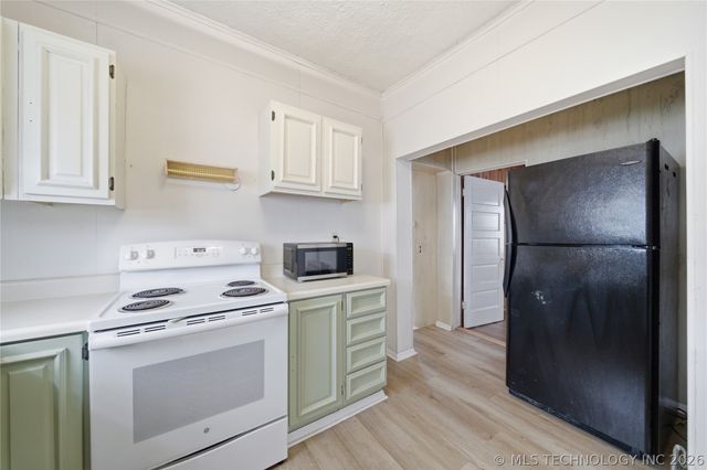 428 E 4th Street, Claremore, OK 74017