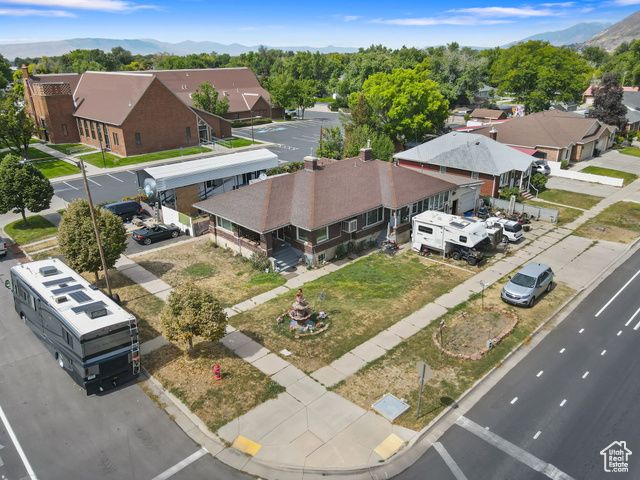 393 E CENTER ST, Springville, UT 84663