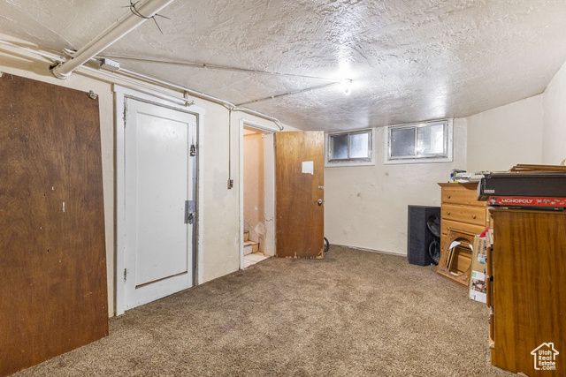 393 E CENTER ST, Springville, UT 84663