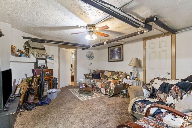 393 E CENTER ST, Springville, UT 84663