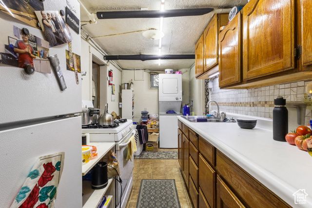 393 E CENTER ST, Springville, UT 84663