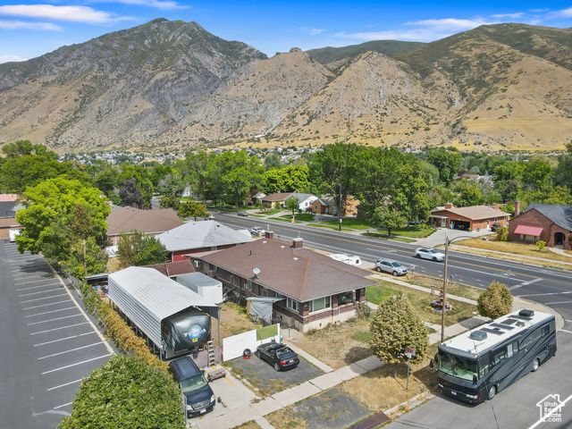 393 E CENTER ST, Springville, UT 84663