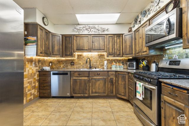 393 E CENTER ST, Springville, UT 84663