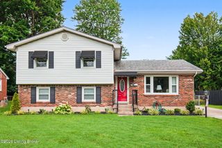 8312 Ende Ln, Louisville, KY 40219