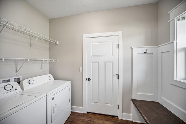 14406 Holcomb Avenue, Urbandale, IA 50323