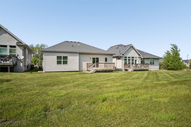 14406 Holcomb Avenue, Urbandale, IA 50323