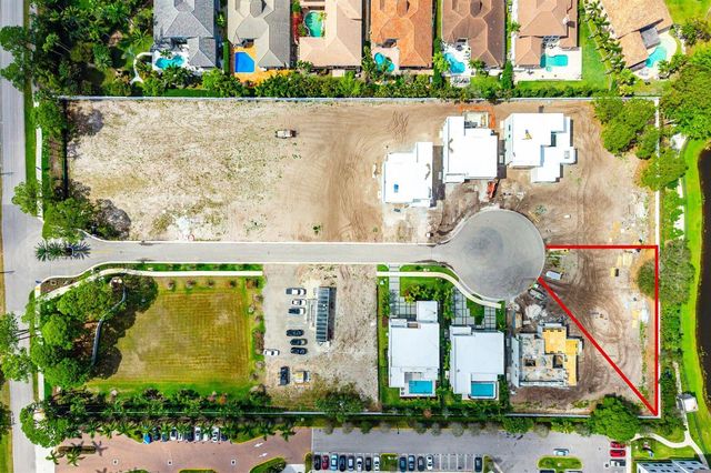 16670 Mosaic Place, Delray Beach, FL 33446