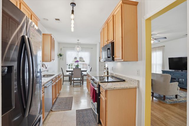 215 Trillium Avenue, Summerville, SC 29483
