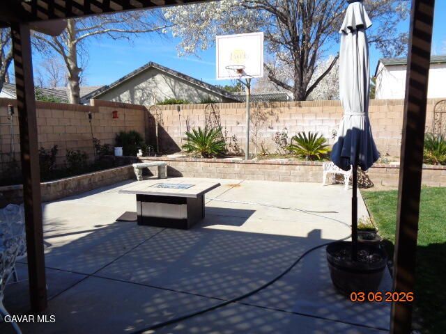 43043 Flag Street, Lancaster, CA 93536