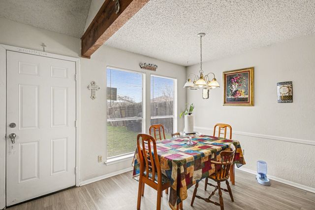 2808 Southpark Lane, Fort Worth, TX 76133