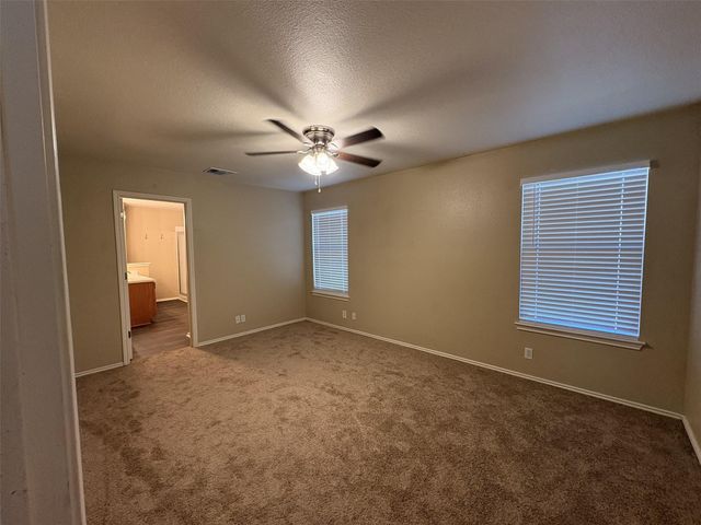 6808 Sabrina DR, Austin, TX 78747
