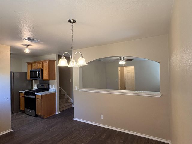 6808 Sabrina DR, Austin, TX 78747