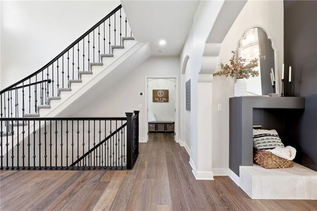 701 NE Shoreline Drive, Lee's Summit, MO 64064