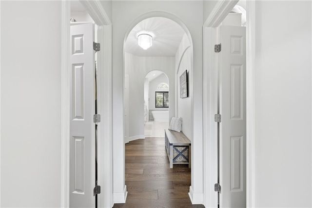 701 NE Shoreline Drive, Lee's Summit, MO 64064