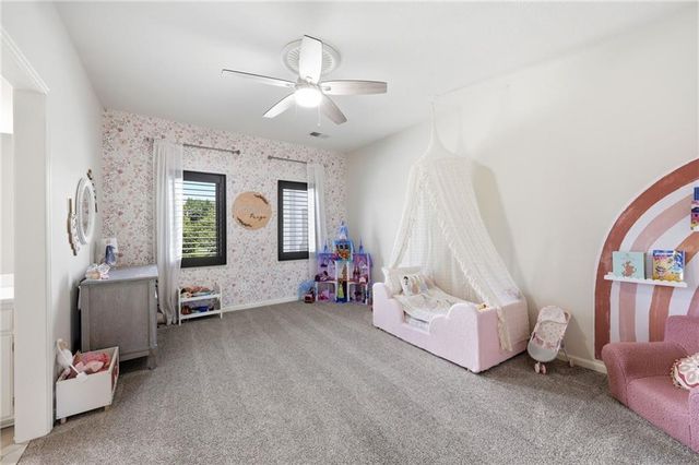 701 NE Shoreline Drive, Lee's Summit, MO 64064
