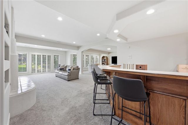 701 NE Shoreline Drive, Lee's Summit, MO 64064