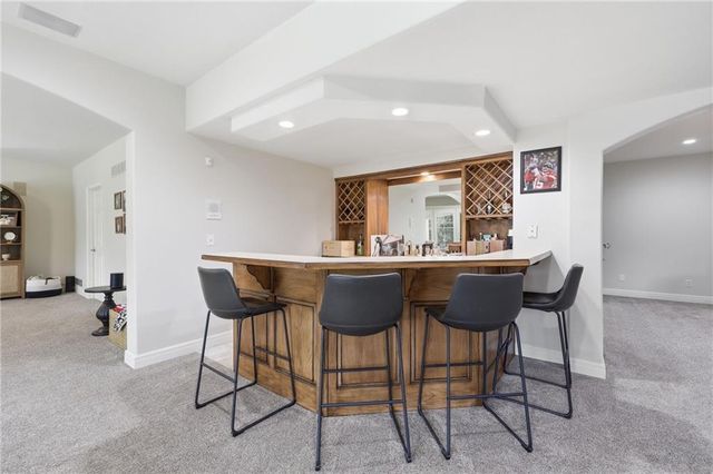 701 NE Shoreline Drive, Lee's Summit, MO 64064