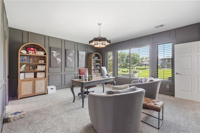 701 NE Shoreline Drive, Lee's Summit, MO 64064
