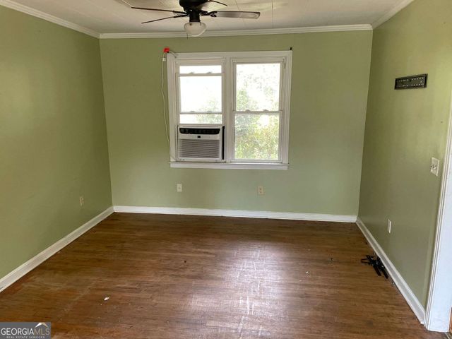 849 Prosperity Drive, Swainsboro, GA 30401