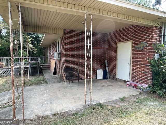 849 Prosperity Drive, Swainsboro, GA 30401