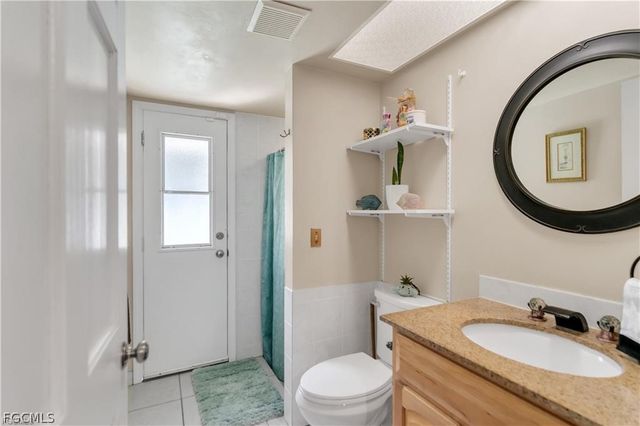 2504 E 7th ST, Lehigh Acres, FL 33936