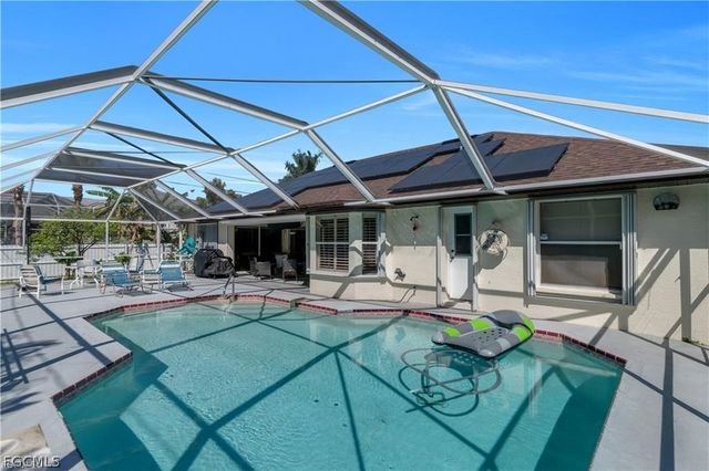 2504 E 7th ST, Lehigh Acres, FL 33936