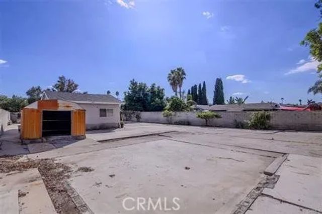1235 W San Bernardino, Covina, CA 91722