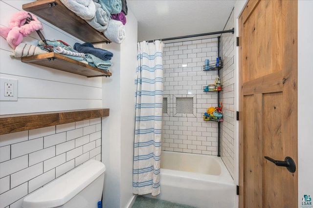 9178 E Lake Ave, Solon Springs, WI 54873