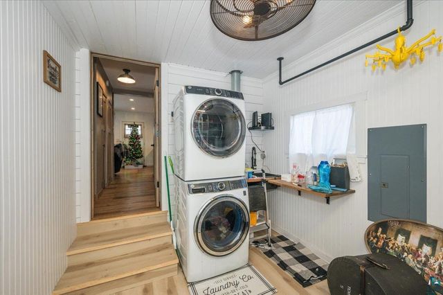 9178 E Lake Ave, Solon Springs, WI 54873