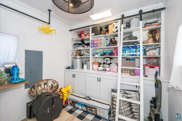 9178 E Lake Ave, Solon Springs, WI 54873