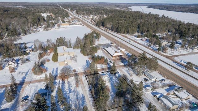 9178 E Lake Ave, Solon Springs, WI 54873