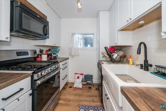 9178 E Lake Ave, Solon Springs, WI 54873