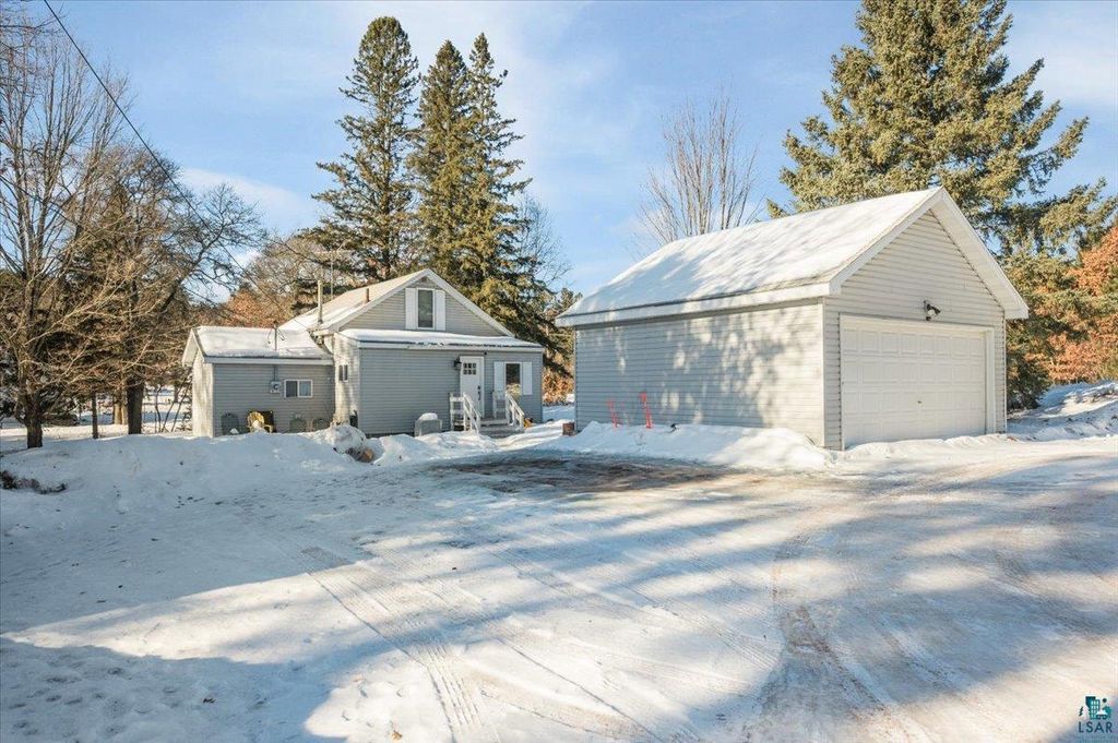 9178 E Lake Ave, Solon Springs, WI 54873