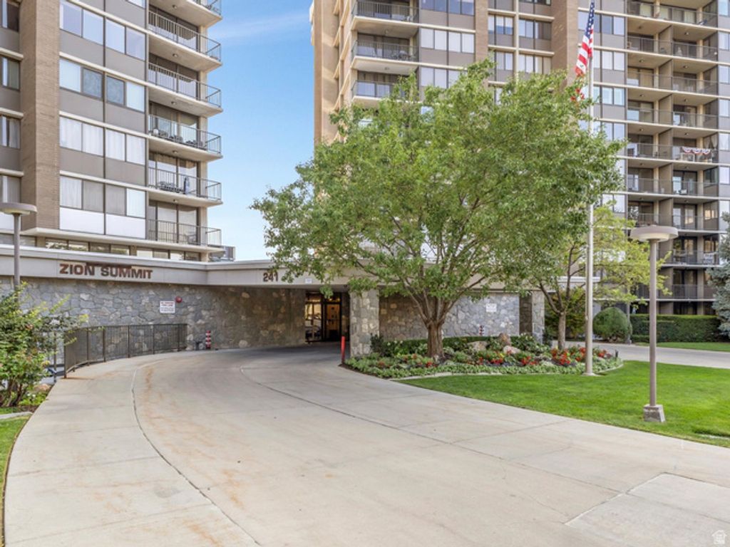 241 N VINE ST #306 E, Salt Lake City, UT 84103 — exterior