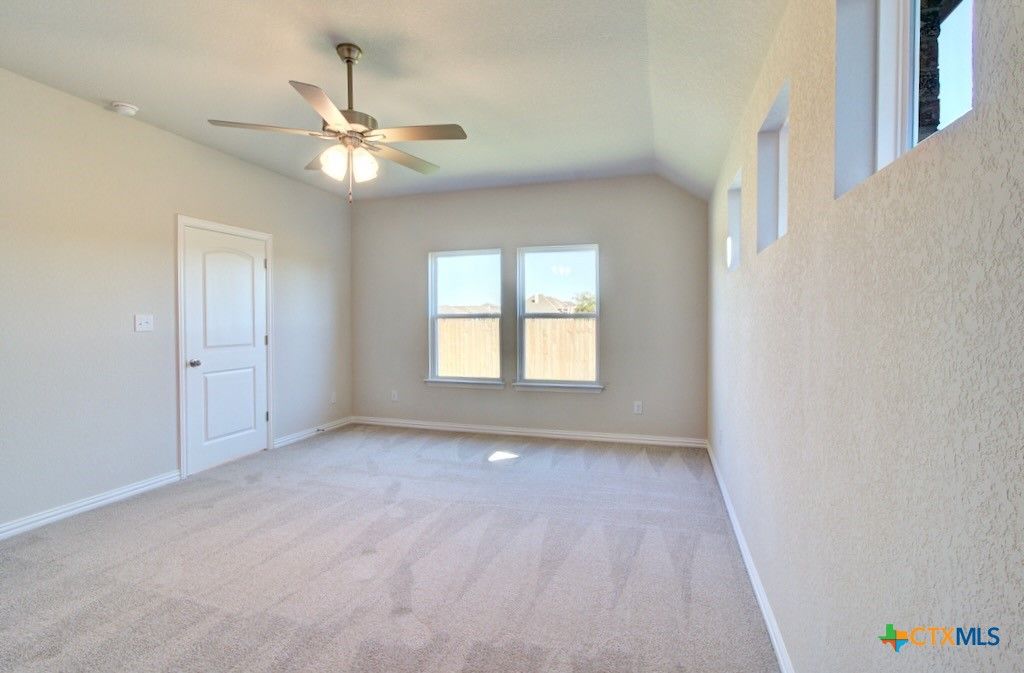 Image 16 of property listing at 849 Saltbush Street, New Braunfels, TX 78130