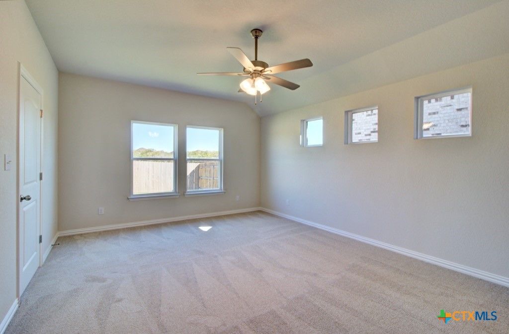 Image 17 of property listing at 849 Saltbush Street, New Braunfels, TX 78130
