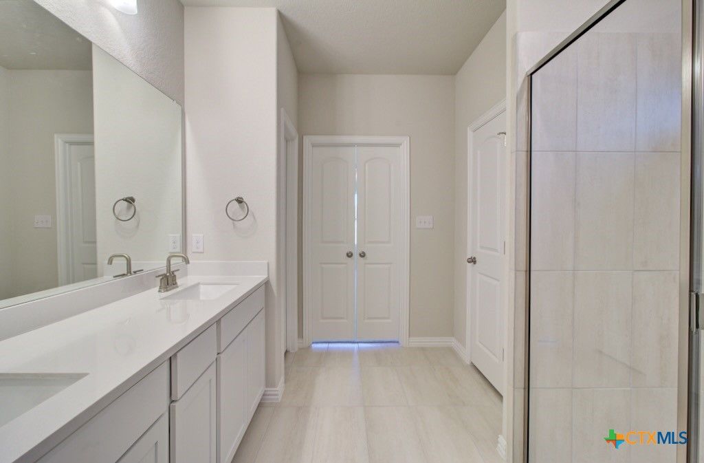 Image 19 of property listing at 849 Saltbush Street, New Braunfels, TX 78130