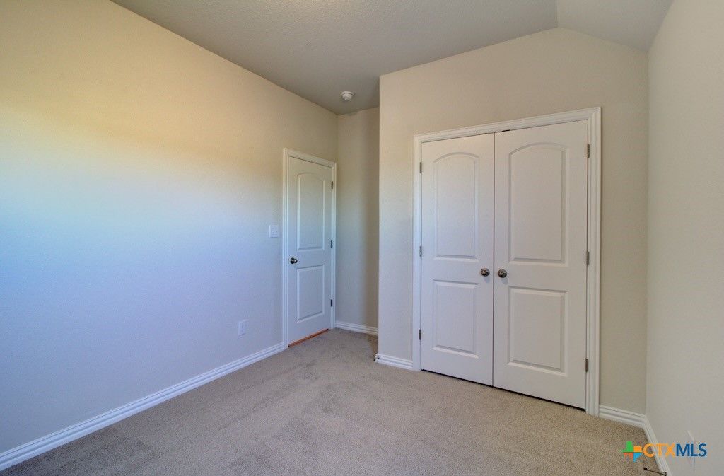 Image 7 of property listing at 849 Saltbush Street, New Braunfels, TX 78130