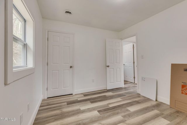 1724 Echo Avenue, Kingsport, TN 37665