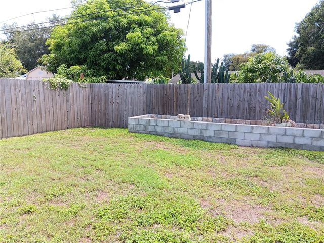 1302 AMBLE LANE, Clearwater, FL 33755