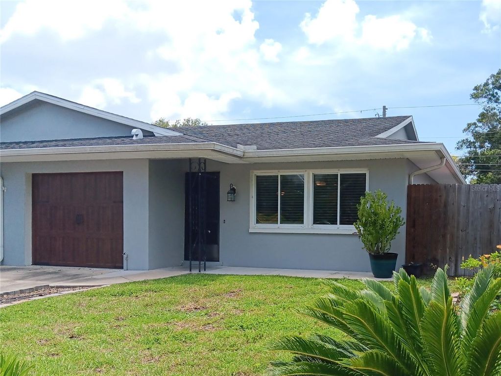 1302 AMBLE LANE, Clearwater, FL 33755